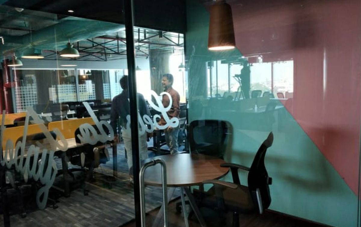 Incuspaze - Apollo Premier